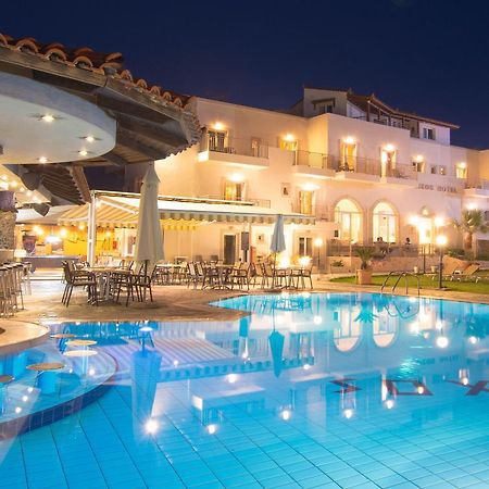 Frixos Hotel มาเลีย ภายนอก รูปภาพ